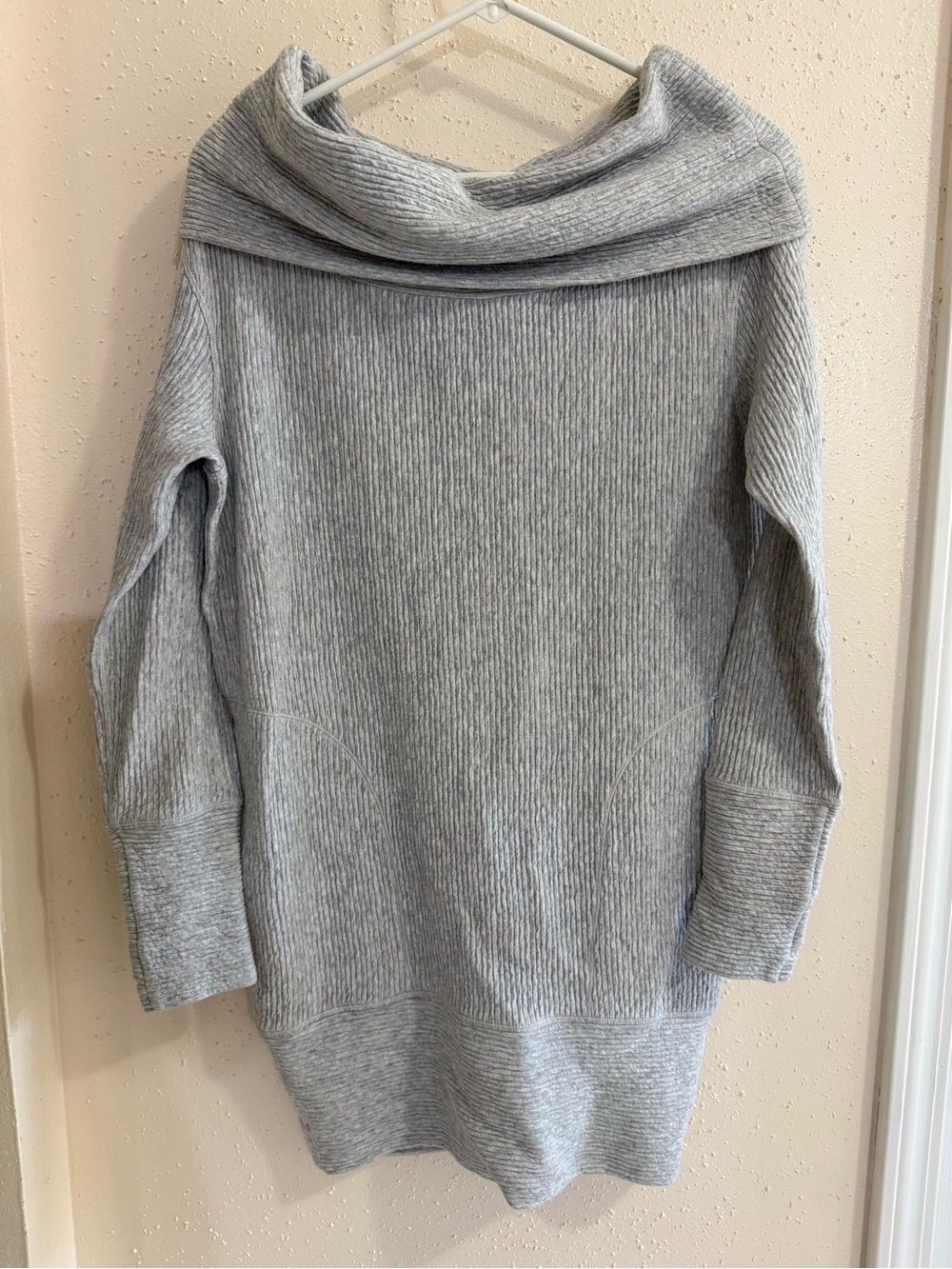 lululemon athletica Along the Way Sweater Dress Cowl Neck Light Gray — Size XS